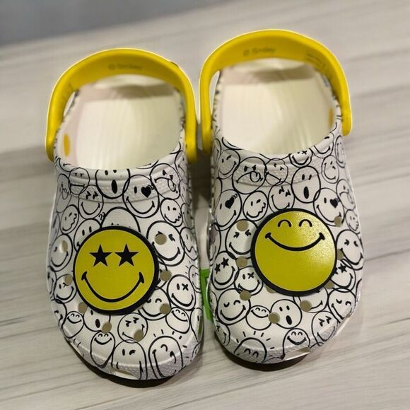 Crocs Smiley Clog Sandals Women US Shoes Size J4 W6 White/Yellow - Picture 1 of 5